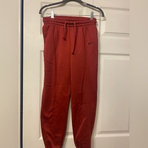 Thermal Fit Nike Joggers Women